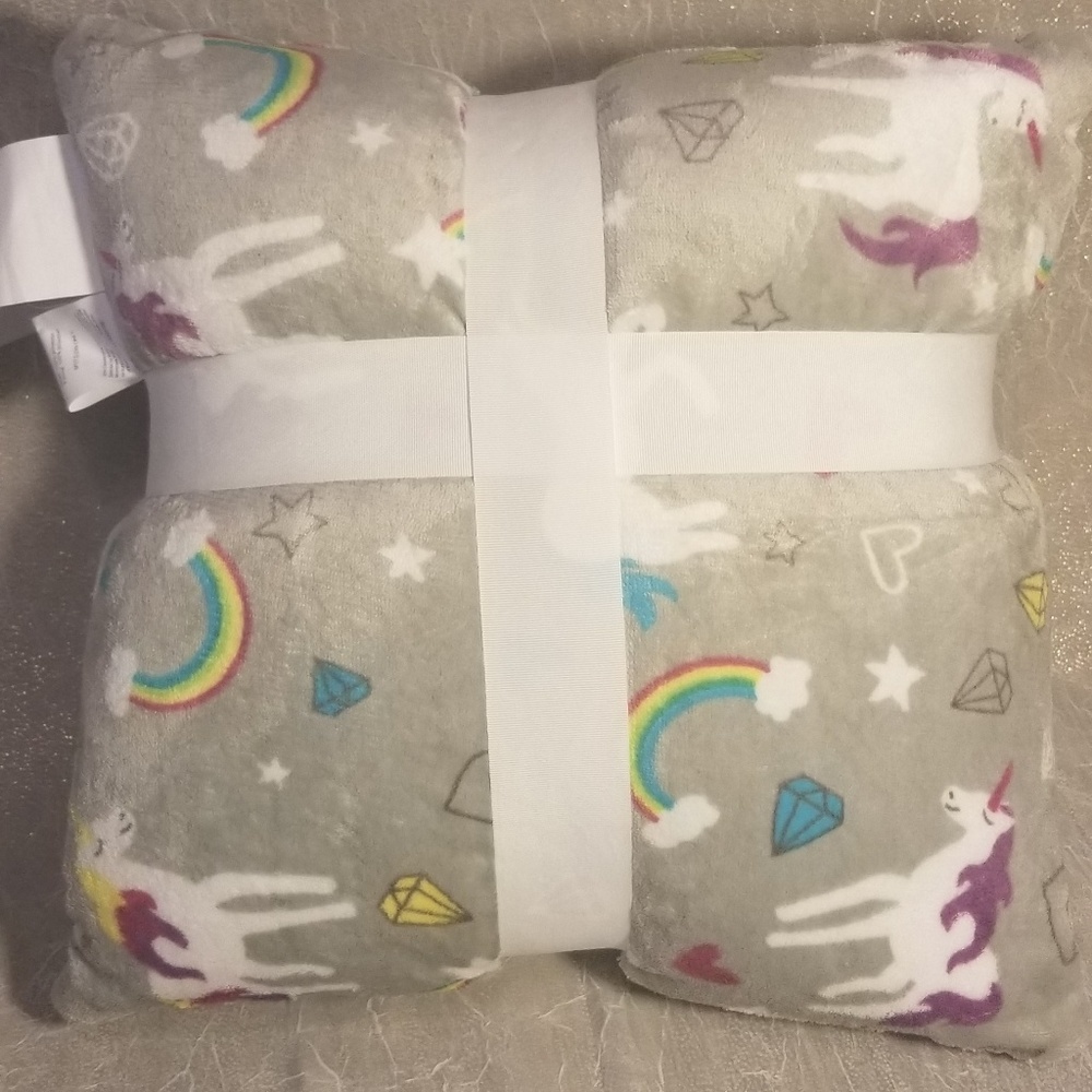 The Big One Plush Pillows 2 Unicorns Gray 16" - Picture 3 of 8